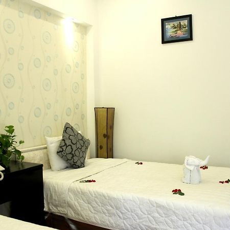 Le Petit Hanoi Hotel Екстер'єр фото