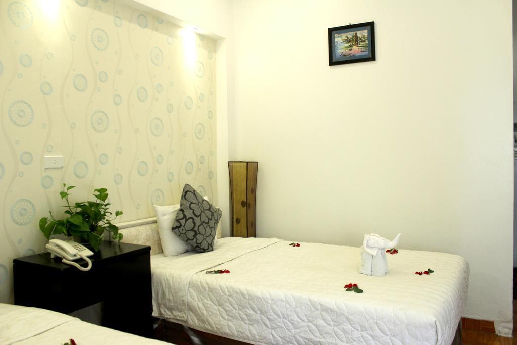 Le Petit Hanoi Hotel Екстер'єр фото