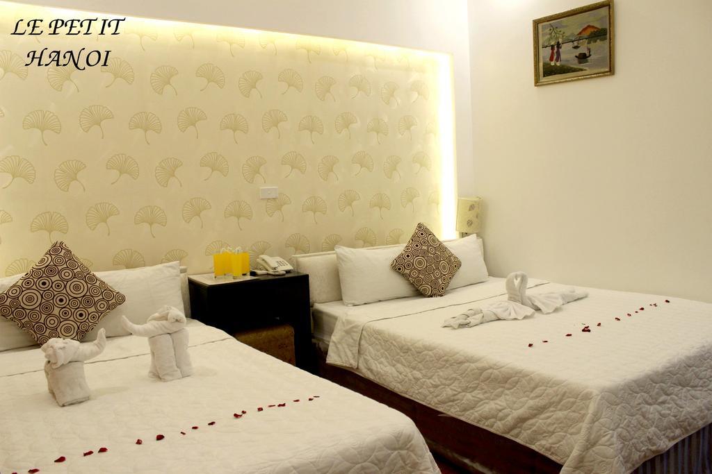 Le Petit Hanoi Hotel Екстер'єр фото