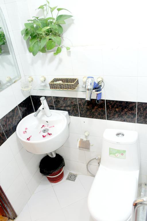 Le Petit Hanoi Hotel Екстер'єр фото