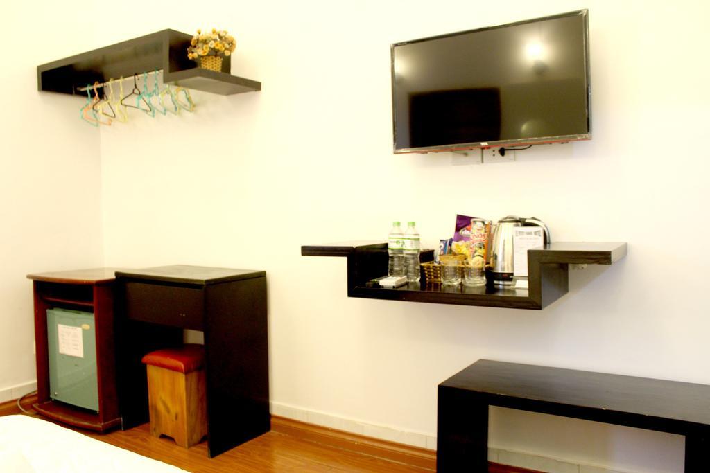 Le Petit Hanoi Hotel Екстер'єр фото