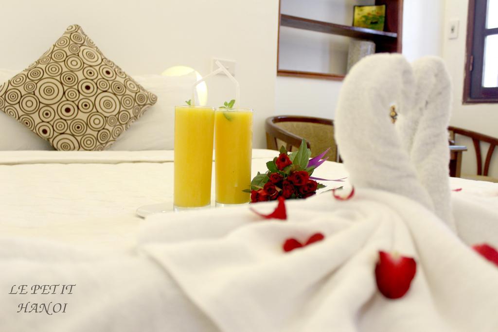 Le Petit Hanoi Hotel Екстер'єр фото